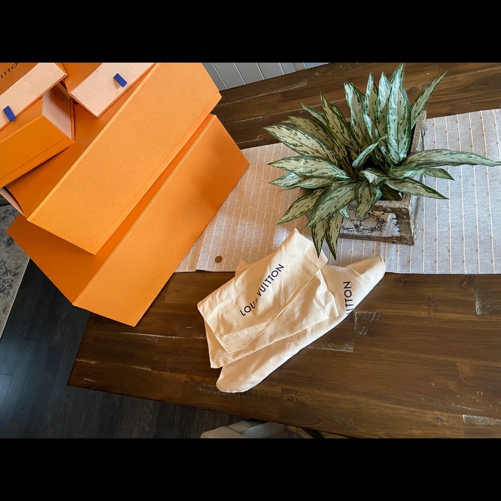 Meet your Posher, Carla